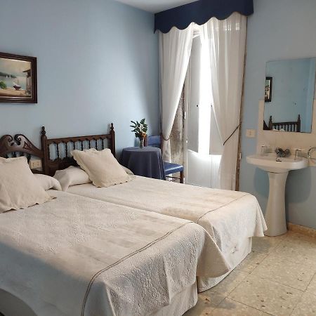 Pension Pura Cuntis Екстериор снимка