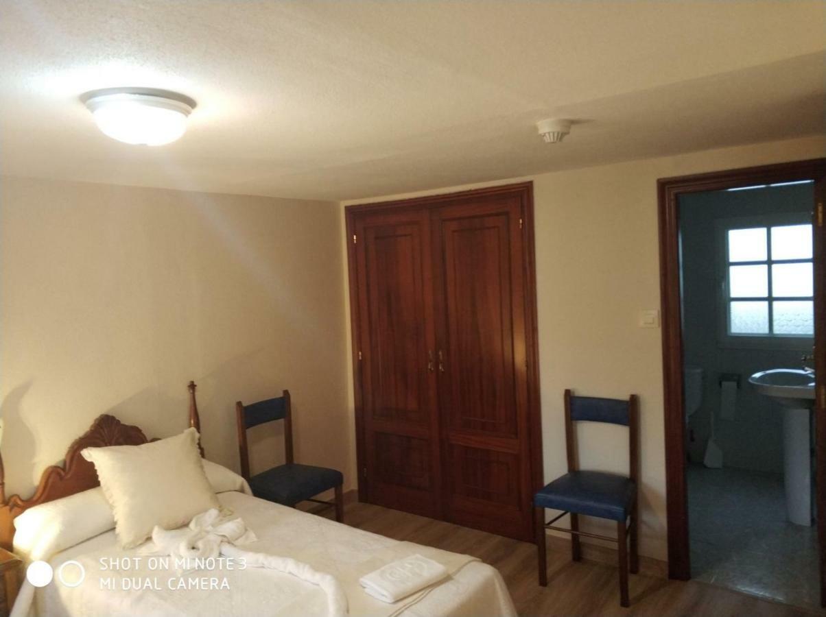 Pension Pura Cuntis Екстериор снимка
