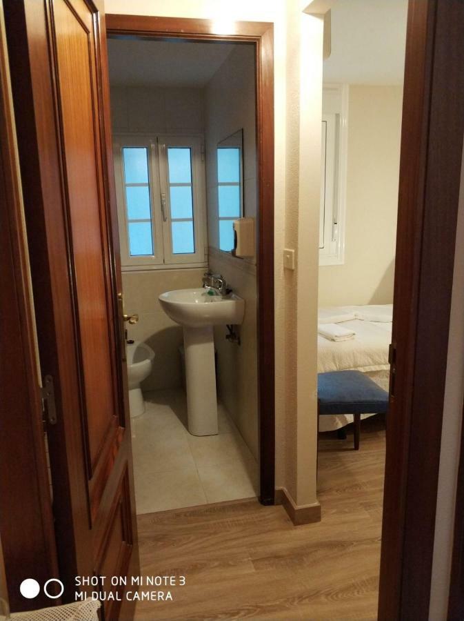 Pension Pura Cuntis Екстериор снимка
