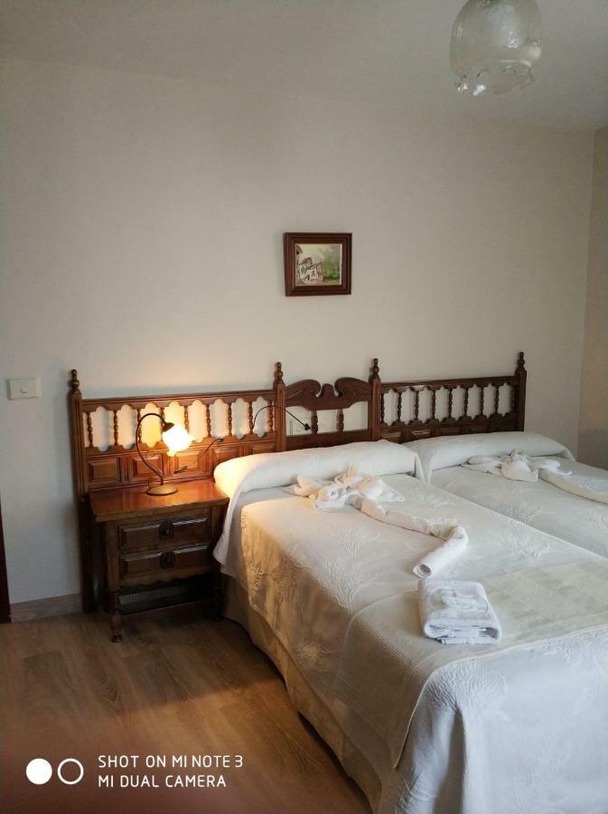 Pension Pura Cuntis Екстериор снимка