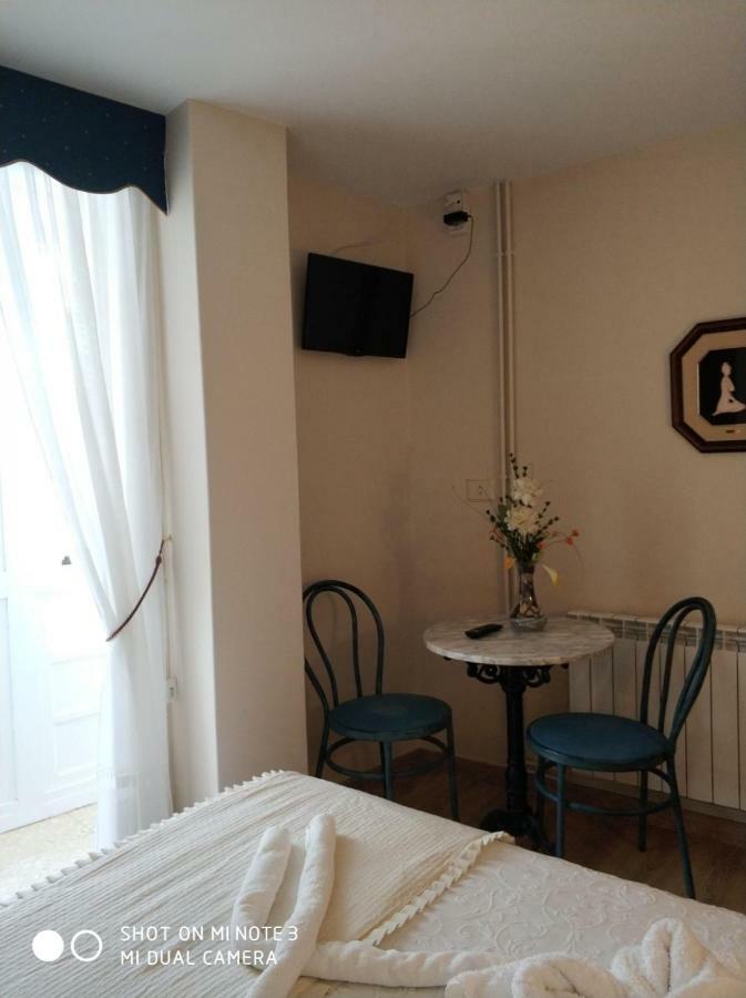 Pension Pura Cuntis Екстериор снимка
