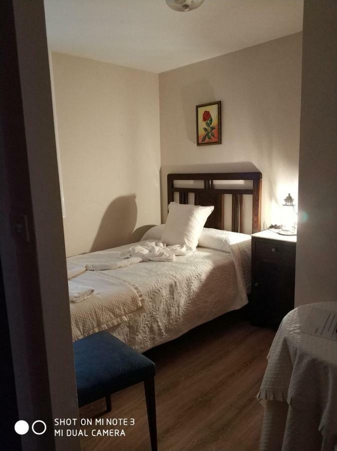 Pension Pura Cuntis Екстериор снимка